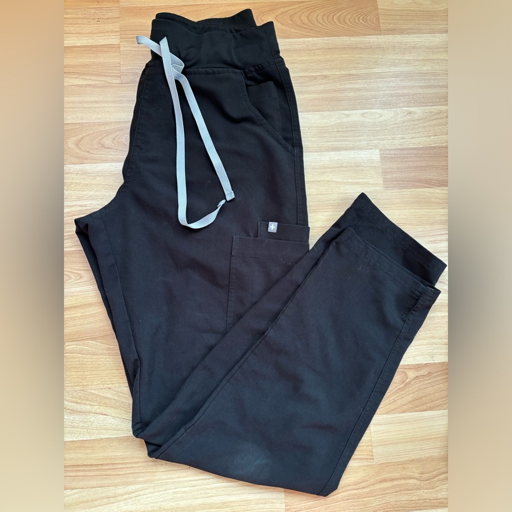 FIGS straight leg nursing pants